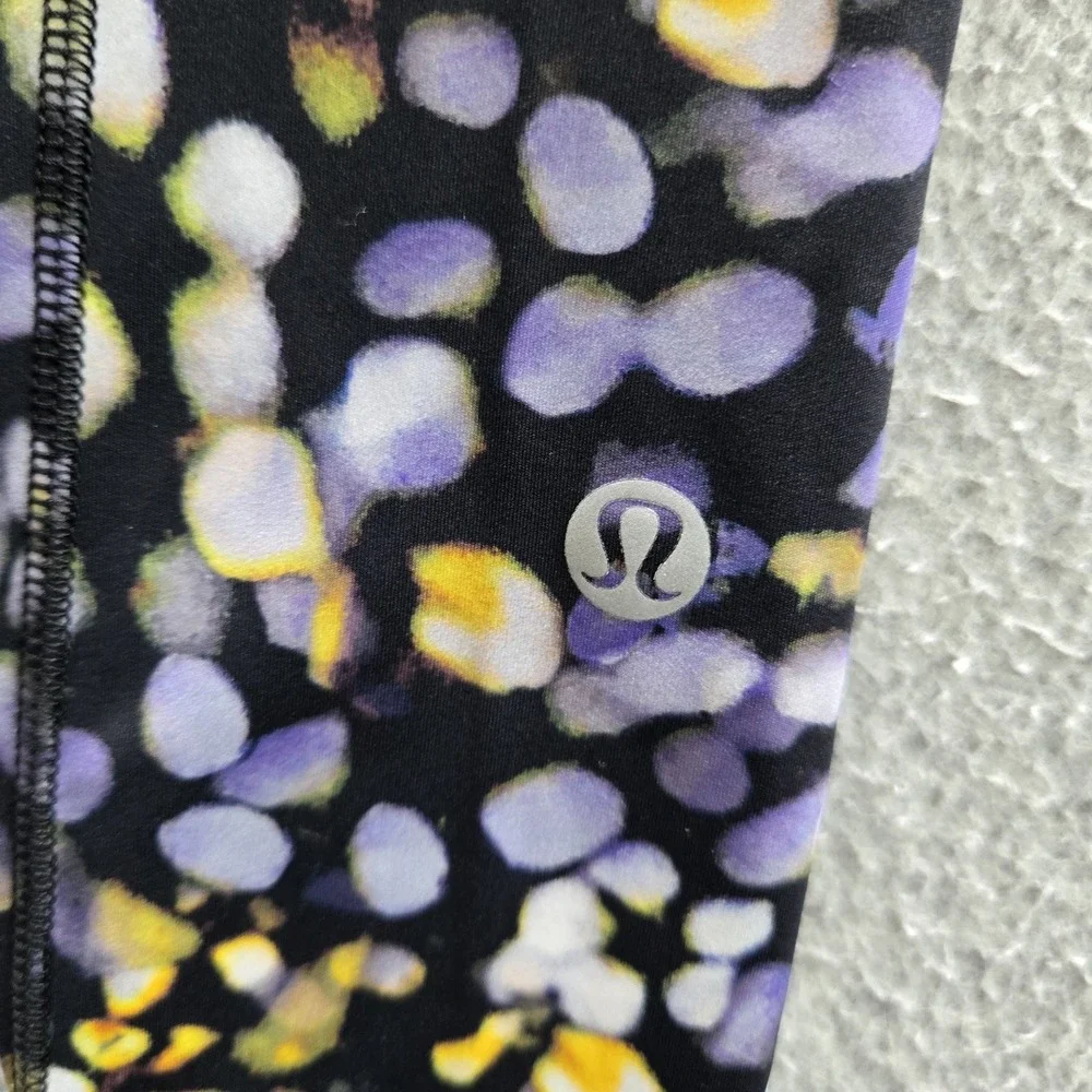 Lululemon‎ Women Activewear Pants 4 Black Floral Fast Free Crop II Yoga Legging